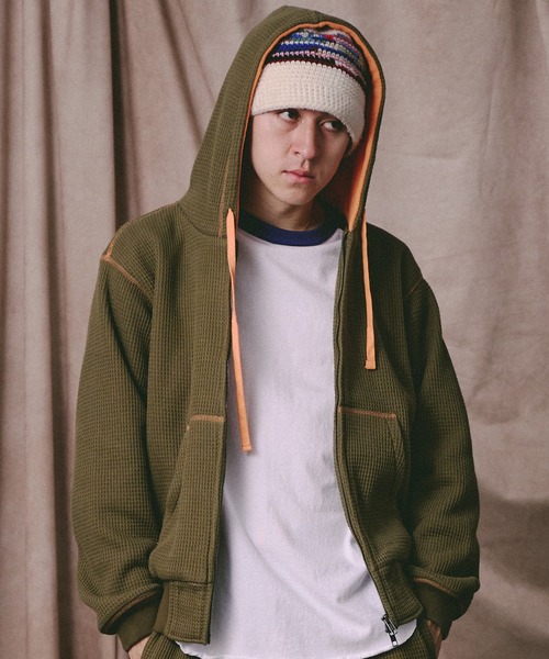 Universal Style Wear（ユニバーサルスタイルウェア）の「Universal Style Wear カラー スキーム "HUTON" フーディー（パーカー・メンズ・ブラック/カーキ/ネイビー/ライトパープル・X-LARGE/MEDIUM/LARGE）」の2枚目の写真