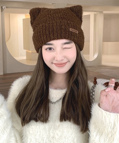 TONE SELECT GOODS(トーンセレクトグッズ)の「【urge select】《アニマルシリーズ》ネコ耳 もこもこ ニット帽/ニットキャップ【8色展開】(ニットキャップ/ビーニー・レディース・ブラック/グレー/ベージュ/サンドベージュ/ネイビー/ホワイト/ブラウン/ピンク・FREE)」の4枚目の写真