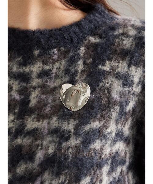 Te chichi（テチチ）の「バンピーハートブローチ（ネックレス・レディース・シルバー/ゴールド・F）」の4枚目の写真