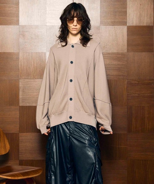 MAISON SPECIAL（メゾンスペシャル）の「《UNISEX》Re-knitting High Gauge Polo Cardigan/編みかえハイゲージプライムオーバーポロカーディガン【MAISON SPECIAL/メゾンスペシャル】（カーディガン/ボレロ・メンズ・ブラック/グレイッシュベージュ/パープル/レッド・0/1/2）」の13枚目の写真