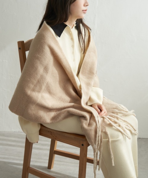 VENCEEXCHANGE（ヴァンスエクスチェンジ）の「無地バイカラーマフラー（マフラー・レディース・ベージュ/ブラウン/ピンク/ブルー/ワイン・FREE）」の12枚目の写真