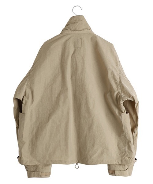 CMF OUTDOOR GARMENT（シーエムエフアウトドアガーメント）の「CMF OUTDOOR GARMENT / シーエムエフ アウトドア ガーメント：PB JKT：CMF2501-J10C[AST]（ナイロンジャケット・メンズ・ベージュ/ブラック・L/XL）」の3枚目の写真