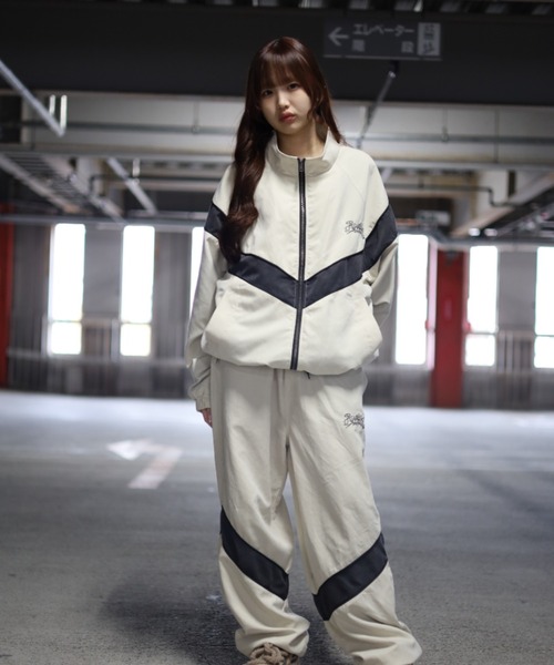 atmark セットアップ　上下 2サイズ展開 / UNISEX 》ATMARKグラフティピーチトラックジャケット