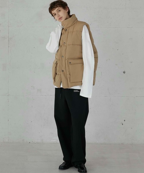 LA PEAU DE GEM(ラポドゥジェム)の「【LA PEAU DE GEM】bomber vest/ボンバーベスト(ダウンベスト・レディース・ベージュ/ブラック・FREE)」の19枚目の写真