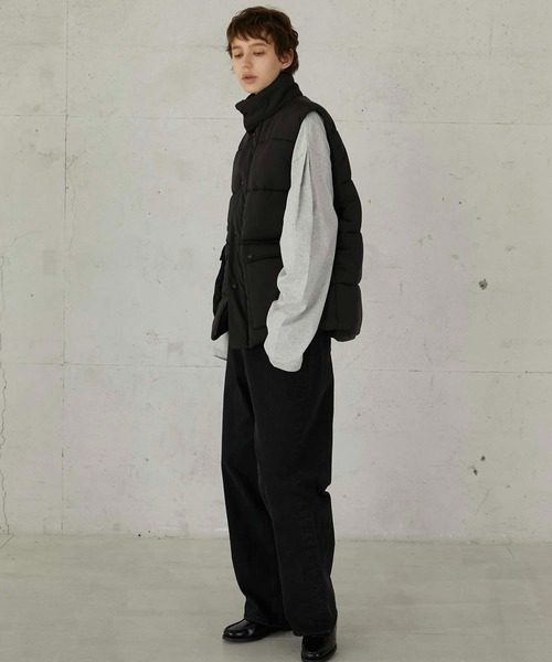 LA PEAU DE GEM(ラポドゥジェム)の「【LA PEAU DE GEM】bomber vest/ボンバーベスト(ダウンベスト・レディース・ベージュ/ブラック・FREE)」の8枚目の写真