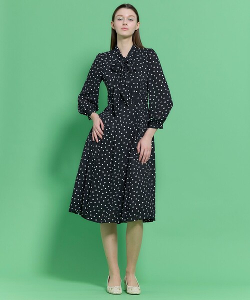 TOCCA(トッカ)の「【chayさん・八木アリサさん着用】PROMISE RIBBON ROSETTE ドット柄ドレス(ワンピース・レディース・ブラック系5/アイボリー系5・6/4/2/0)」の14枚目の写真