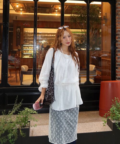 GLOWNY（グロウニ―）の「901 LOW-RISE WIDE LEG JEANS (DEEP BLUE)（デニムパンツ・レディース・その他・MEDIUM/LARGE/X-SMALL）」の14枚目の写真