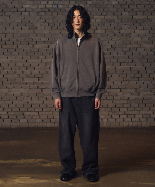 F.ILLUMINATE(フィルミネイト)の「サイドシームピグメントジップアップグレー(ナイロンジャケット・レディース・その他・SMALL/MEDIUM/LARGE)」の6枚目の写真