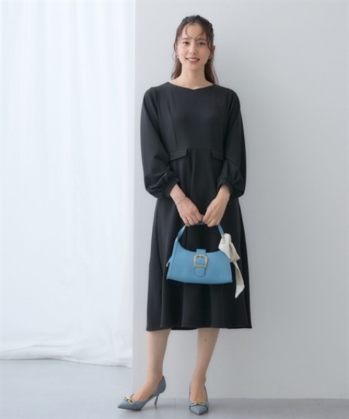 7days Life Styling(セブンデイズライフスタイリング)の「【UVカット】袖ボリュームハートネックフレアストレッチワンピース ジャージーシリーズ(ワンピース・レディース・ネイビー/ブラック・M/L/LL/3L)」の3枚目の写真