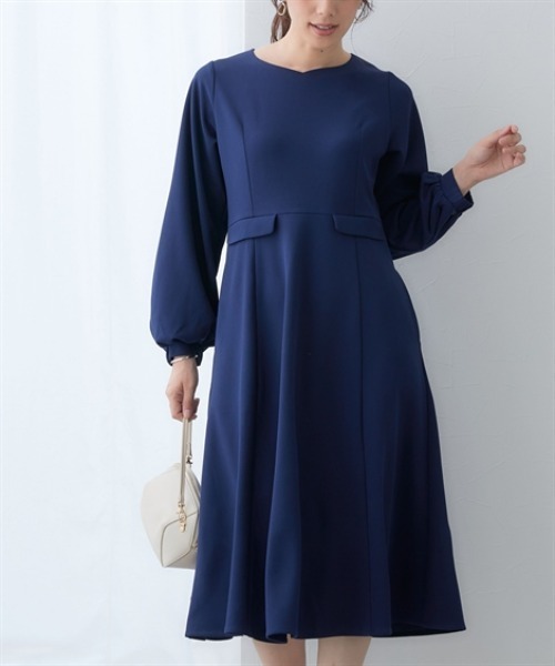 7days Life Styling(セブンデイズライフスタイリング)の「【UVカット】袖ボリュームハートネックフレアストレッチワンピース ジャージーシリーズ(ワンピース・レディース・ネイビー/ブラック・M/L/LL/3L)」の8枚目の写真