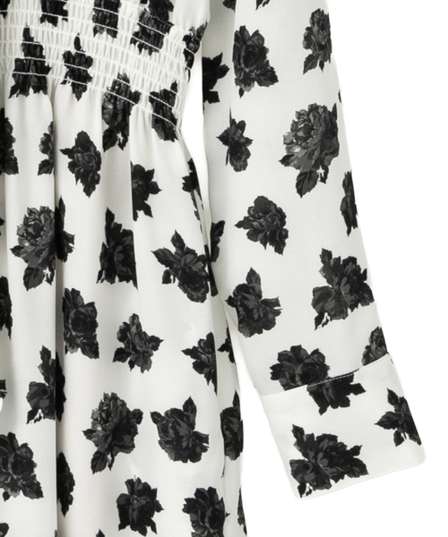 Tiara（ティアラ）の「オールドローズプリントボウリボン付きワンピース（ワンピース・レディース・ネイビー/オフホワイト・FREE）」の10枚目の写真