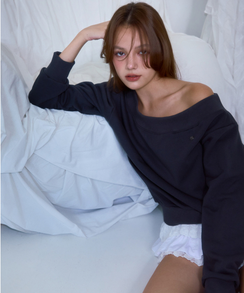 ROSEFRANTZ（ロゼフランツ）の「Off Shoulder Sweatshirt [Charcoal]（スウェット・レディース・ダークグレー・FREE）」の7枚目の写真