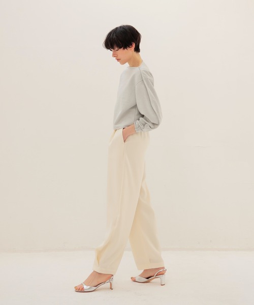 DRESSLAVE(ドレスレイブ)の「double satin hem tuck pants(ダブルサテンヘムタックパンツ)(その他パンツ・レディース・ホワイト/ブラック・36/38)」の21枚目の写真