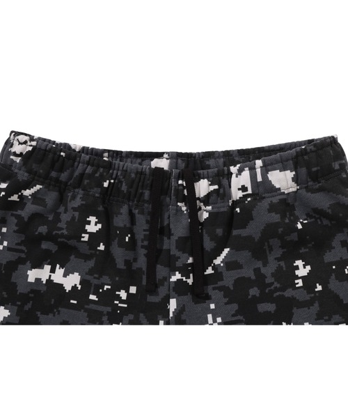A BATHING APE(アベイシングエイプ)の「MULTI PIXEL CAMO WIDE LEG SWEAT PATNS(スウェットパンツ・メンズ・ブラック/グリーン・X-LARGE/LARGE/SMALL/MEDIUM)」の7枚目の写真