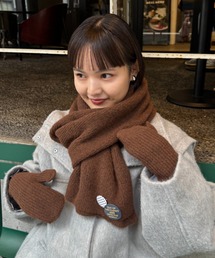 CIAOPANIC TYPY（チャオパニックティピー）の「缶バッチ付きマフラー×手袋3点セット（マフラー）」