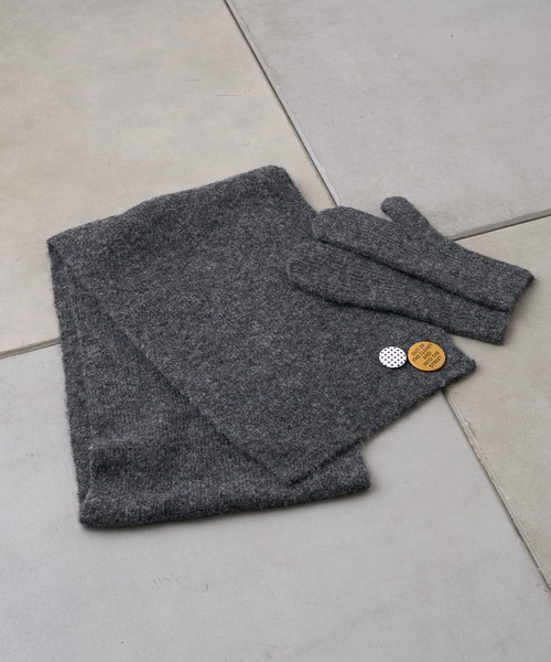 CIAOPANIC TYPY(チャオパニックティピー)の「缶バッチ付きマフラー×手袋3点セット(マフラー・レディース・ブラウン/アイボリー/サックスブルー/グレー・ONE SIZE)」の14枚目の写真