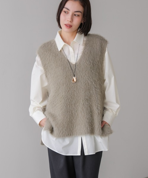 Bou Jeloud(ブージュルード)の「ソウバリシャギーニットベスト(ベスト・レディース・オフホワイト/グレー/ブラック/グレイッシュベージュ/ベージュ・FREE)」の5枚目の写真