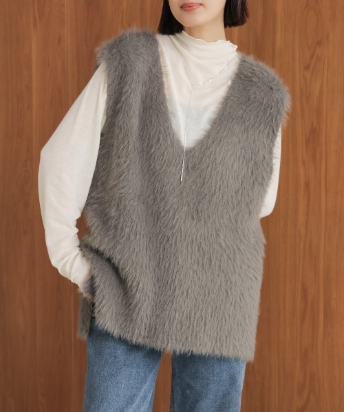 Bou Jeloud(ブージュルード)の「ソウバリシャギーニットベスト(ベスト・レディース・オフホワイト/グレー/ブラック/グレイッシュベージュ/ベージュ・FREE)」の15枚目の写真