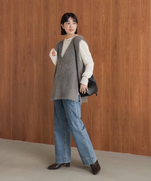 Bou Jeloud(ブージュルード)の「ソウバリシャギーニットベスト(ベスト・レディース・オフホワイト/グレー/ブラック/グレイッシュベージュ/ベージュ・FREE)」の21枚目の写真