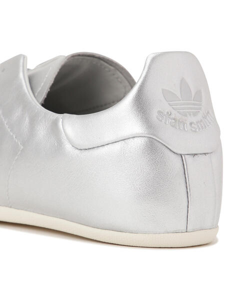 adidas Originals(アディダスオリジナルス)の「adidas Originals/アディダスオリジナルス/Stan Smith Lo Pro/スタンスミス ロープロ(スニーカー・レディース・シルバー・23cm/24.5cm/24.0cm/23.5㎝)」の16枚目の写真