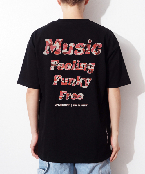 QT8 GARMENTS(キューティーエイトガーメント)の「OC Noodle x QT8 Pink Camo Tee (Black)(Tシャツ/カットソー・レディース・その他・MEDIUM/LARGE/X-LARGE)」の1枚目の写真