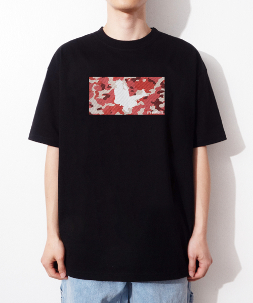 QT8 GARMENTS(キューティーエイトガーメント)の「OC Noodle x QT8 Pink Camo Tee (Black)(Tシャツ/カットソー・レディース・その他・MEDIUM/LARGE/X-LARGE)」の2枚目の写真