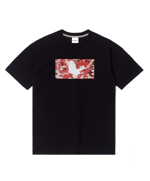 QT8 GARMENTS(キューティーエイトガーメント)の「OC Noodle x QT8 Pink Camo Tee (Black)(Tシャツ/カットソー・レディース・その他・MEDIUM/LARGE/X-LARGE)」の3枚目の写真