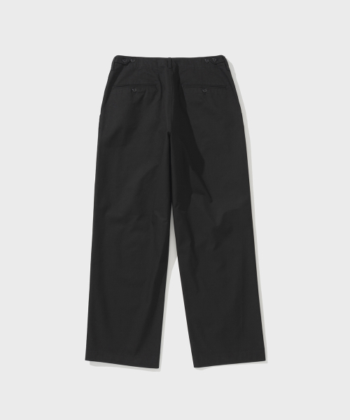 SHIRTER(シャーター)の「NOTTON TAPERED CHINO PANTS (BLACK)(その他パンツ・メンズ・その他・SMALL/MEDIUM/LARGE)」の2枚目の写真