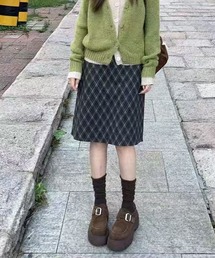 Mayree（メイリー）の「Chiina/バイアスチェック　ハイウエストミディアムスカート（スカート）」