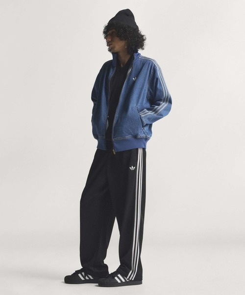 adidas（アディダス）の「アディカラー デニム ファイヤーバード