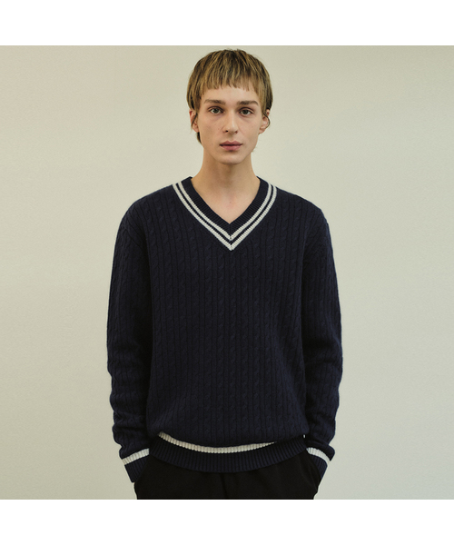 WEDNESDAY OASIS(ウェンズデーオアシス)の「オールウェイズケーブルVネックニット_3カラー(WC25-KN12)(ニット/セーター・メンズ・ブラウン/バーガンディー/ネイビー・LARGE/MEDIUM)」の3枚目の写真