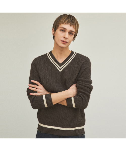 WEDNESDAY OASIS(ウェンズデーオアシス)の「オールウェイズケーブルVネックニット_3カラー(WC25-KN12)(ニット/セーター・メンズ・ブラウン/バーガンディー/ネイビー・LARGE/MEDIUM)」の2枚目の写真