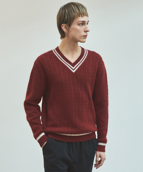 WEDNESDAY OASIS(ウェンズデーオアシス)の「オールウェイズケーブルVネックニット_3カラー(WC25-KN12)(ニット/セーター・メンズ・ブラウン/バーガンディー/ネイビー・LARGE/MEDIUM)」の5枚目の写真