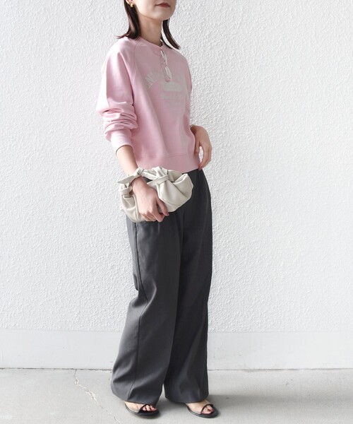 SHIPS（シップス）の「【SHIPS別注】TENNESSEE:〈洗濯機可能〉ロゴ スウェット（スウェット・レディース・ピンク/チャコールグレー・ONE SIZE）」の22枚目の写真