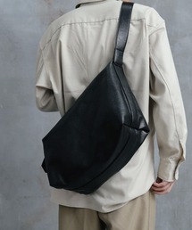 KOYA.（コヤ）の「ビッグサイズショルダーバッグ（ショルダーバッグ）」