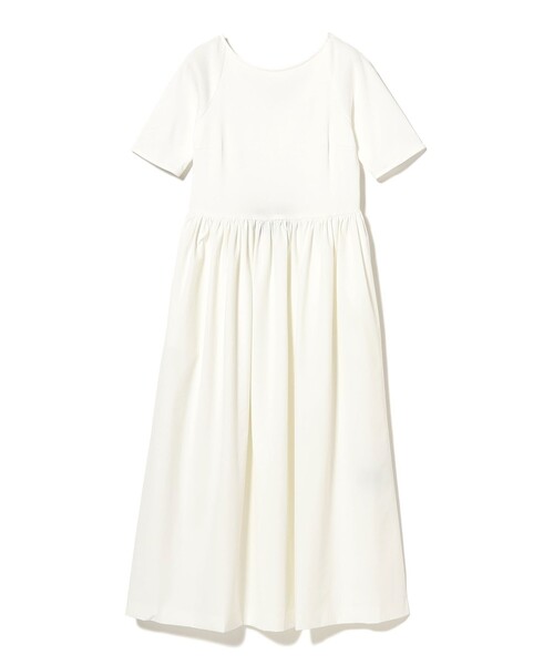 EFFE BEAMS(エッフェビームス)の「ROOM NO.8 BLACK / コンビ ギャザー ドレス(ワンピース・レディース・オフホワイト/ブラック・ONE SIZE)」の1枚目の写真