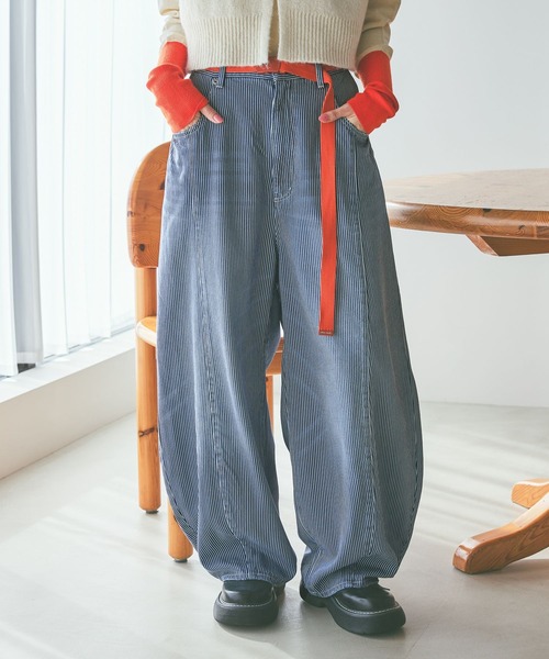 niko and...（ニコアンド）の「[NKJ 2026SS] 3Dドロップデニムパンツ（デニムパンツ・レディース・インディゴブルー/ライトブルー/サックスブルー/グリーン・MEDIUM/LARGE/SMALL）」の14枚目の写真