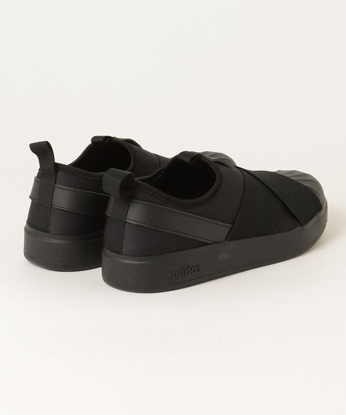 adidas(アディダス)の「アディダス adidas ストリートトーク(スニーカー・レディース・ブラック×ブラック・23.0cm/23.5cm/24.0cm/24.5cm/25.0cm)」の2枚目の写真