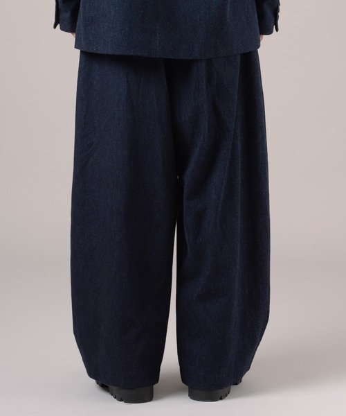 Levi's(リーバイス)の「Levi's/リーバイス BLUETAB(TM) プリーツトラウザー ジーンズ ダークインディゴ(デニムパンツ・メンズ・インディゴブルー・28inch/29inch/30inch/31inch/32inch/33inch/34inch/36inch)」の7枚目の写真