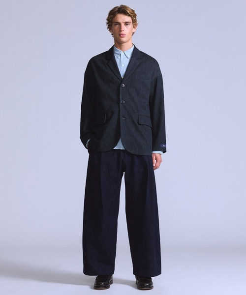 Levi's(リーバイス)の「Levi's/リーバイス BLUETAB(TM) プリーツトラウザー ジーンズ ダークインディゴ(デニムパンツ・メンズ・インディゴブルー・28inch/29inch/30inch/31inch/32inch/33inch/34inch/36inch)」の2枚目の写真