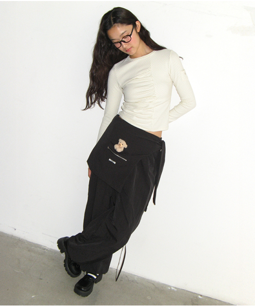 RONRON（ロンロン）の「HEART ZIP POCKET WRAP PANTS BLACK（その他パンツ・レディース・その他・FREE）」の2枚目の写真