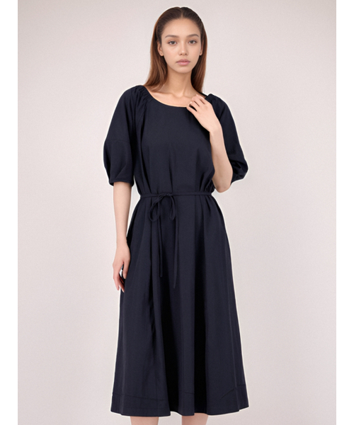 ACUD(アクド)の「Balloon Sleeve Strap Dress _Navy(ワンピース・レディース・ネイビー・M/S)」の2枚目の写真