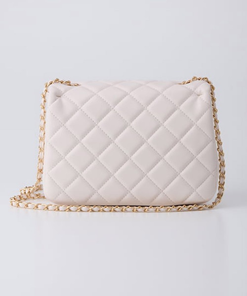 INGNI（イング）の「エンブレム付キルティングショルダーバッグ（ショルダーバッグ・レディース・オフホワイト/ブラック/ピンク・-）」の5枚目の写真