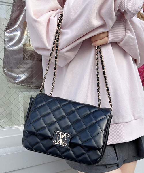 INGNI（イング）の「エンブレム付キルティングショルダーバッグ（ショルダーバッグ・レディース・オフホワイト/ブラック/ピンク・-）」の18枚目の写真