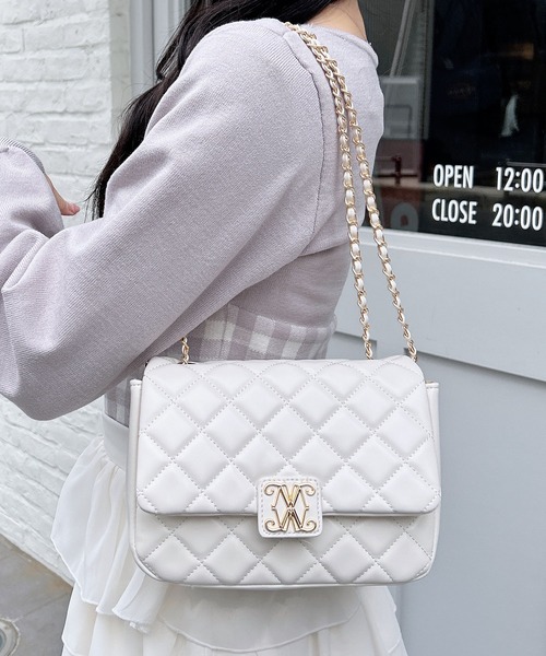 INGNI（イング）の「エンブレム付キルティングショルダーバッグ（ショルダーバッグ・レディース・オフホワイト/ブラック/ピンク・-）」の21枚目の写真