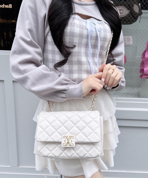 INGNI（イング）の「エンブレム付キルティングショルダーバッグ（ショルダーバッグ・レディース・オフホワイト/ブラック/ピンク・-）」の19枚目の写真