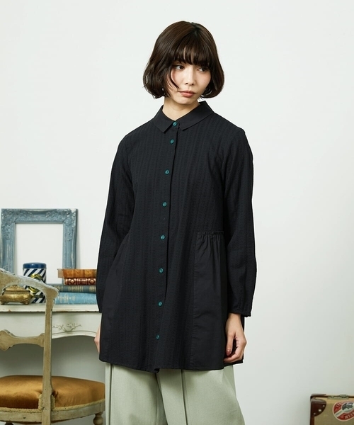 Jocomomola(ホコモモラ)の「Tejido ドッキングロング丈ブラウス(シャツ/ブラウス・レディース・グリーン/ブラック・40)」の2枚目の写真