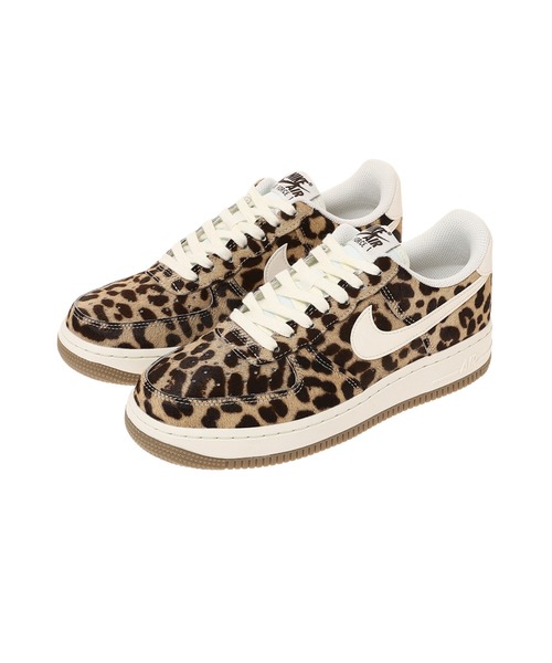 NIKE(ナイキ)の「NIKE WMNS AIR FORCE 1 07 IB7695-200(スニーカー・レディース・ブラウン・24cm/24.5cm/23cm/23.5cm/25cm)」の1枚目の写真