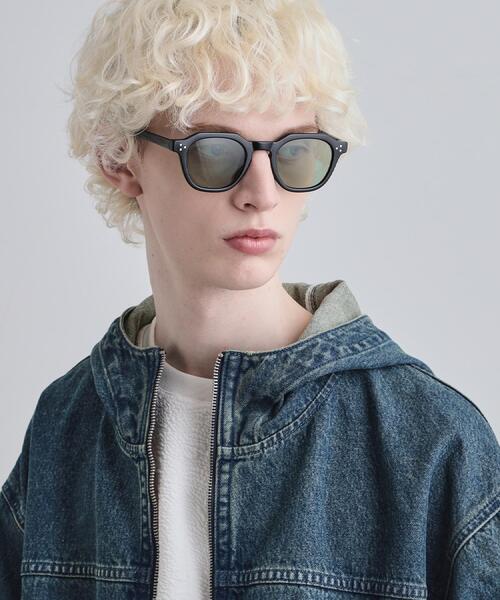 tk.TAKEO KIKUCHI(ティーケータケオキクチ)の「【全6色】アソートサングラス(サングラス・メンズ・グレー系その他3/ブルー/ブラック/ダークブラウン系1/ブラック系2/ブラック系1・00)」の3枚目の写真