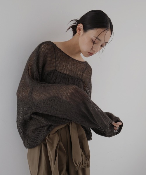 hellam(へラム)の「透かし編みルーズニット(ニット/セーター・レディース・ブルー/アイボリー/ピンク/ライトグレー/チャコール・FREE)」の6枚目の写真